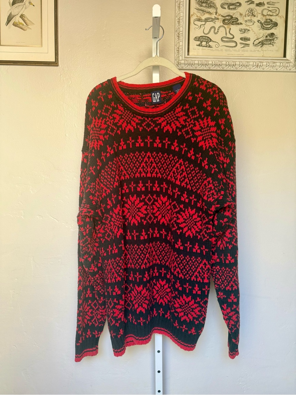 Vintage GAP Men’s Red and Black Fair Isle Crewneck Sweater All Cotton